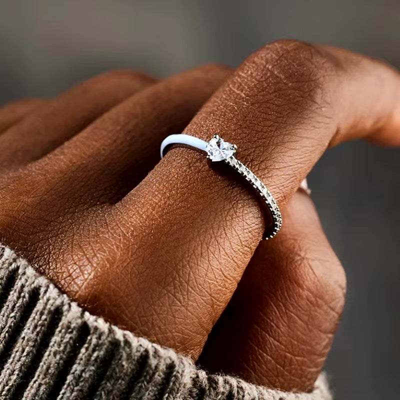 Heart-Cut Half Enamel Ring